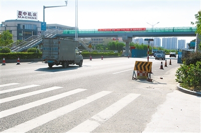 105国道珠海上冲段两座新建人行天桥今日起通行