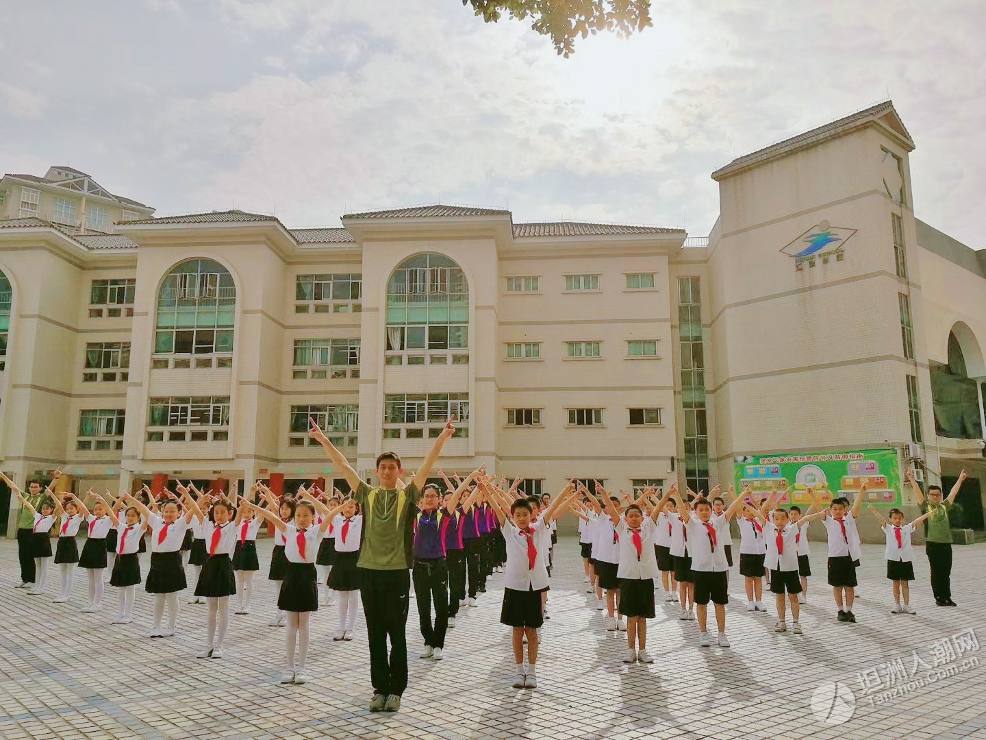 围观坦洲汇翠学校2019年秋季小学一年级招生简章出炉